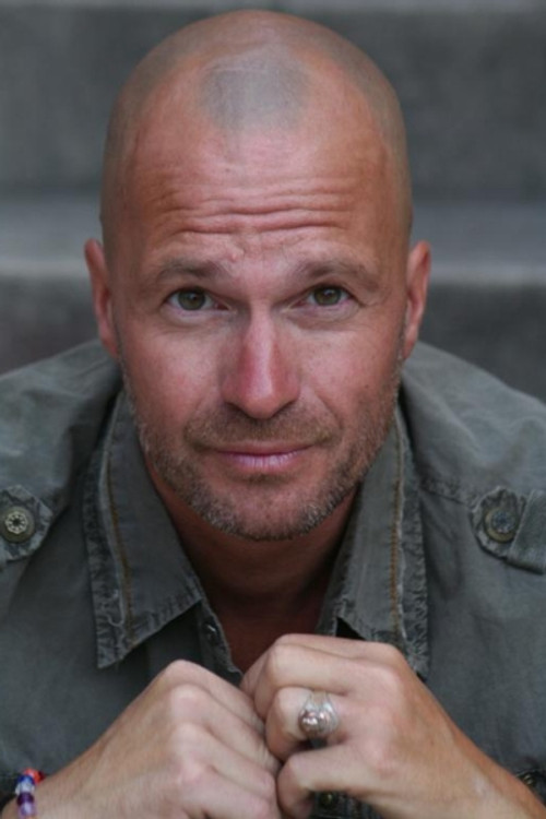 Cyrille Mansuy as Alejandro DePont