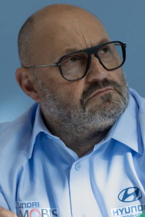 Christian Loriaux as Self