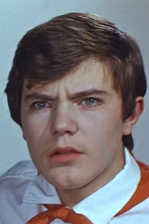 Aleksandr Grigoryev as Паша Козелков