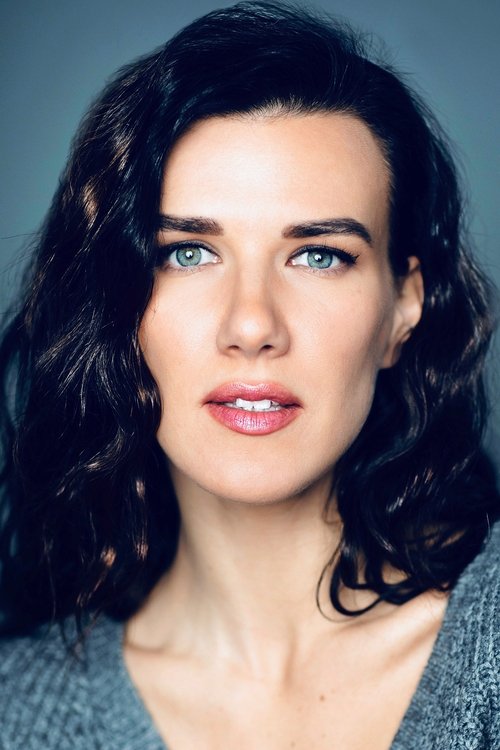 Natalie Burn as Stephanie