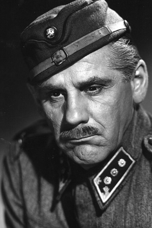 Pentti Irjala as Dr. Sarvanto