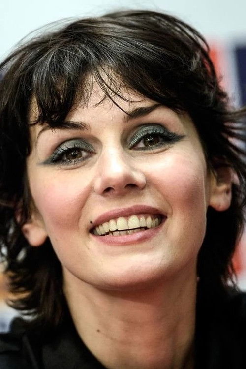 Emma Shapplin as self