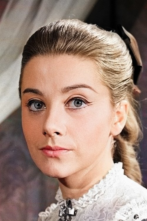 Christiane Desbois as La Mère