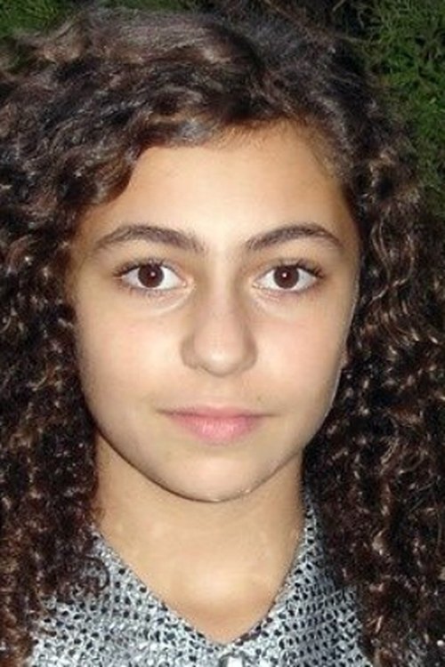 Naëva Lissonnet as Nina