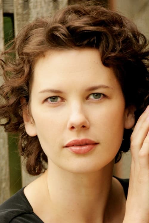 Tiffany Lyndall-Knight as Kate