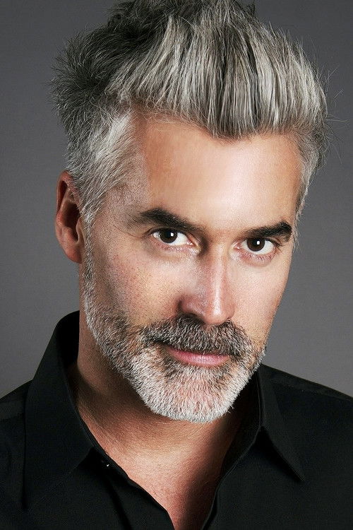 Carlos Díaz as Rafael Morales