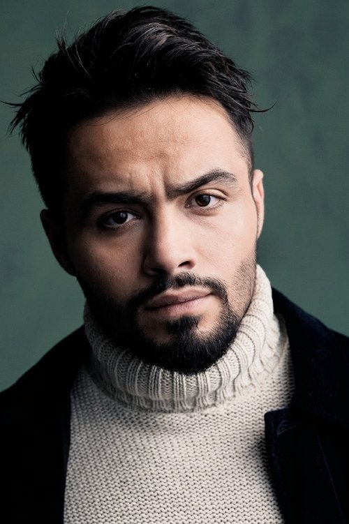 Aram Arami as Keywan