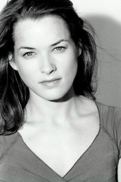 Nicole DeHuff as Wanda Livingston