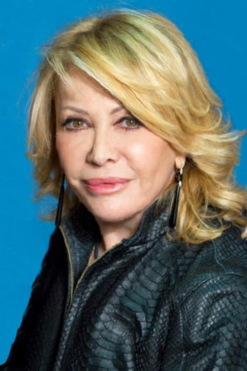 Paola Quattrini as Sofia, Pietro's Wife