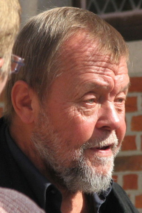 René Verreth as Philemon Persez