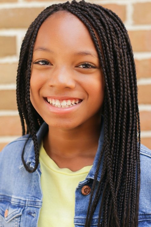 Brooklynn MacKinzie as Zora