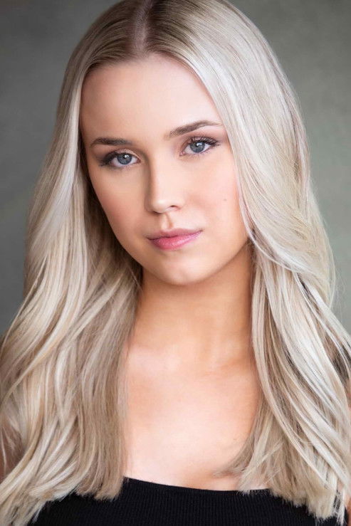 Shailyn Griffin as Amy