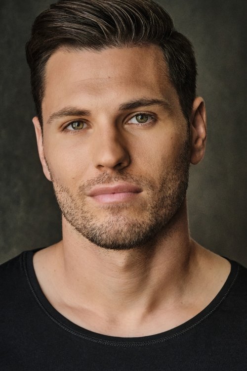 Craig Geoghan as Tyson