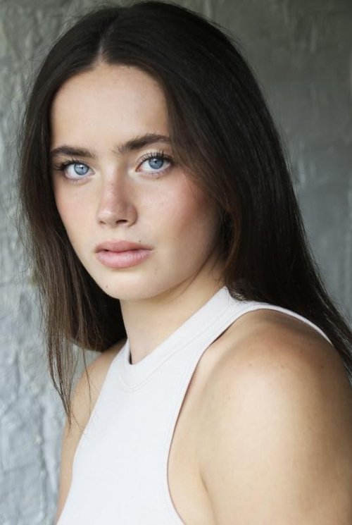 Mia Carragher as Blue Kid