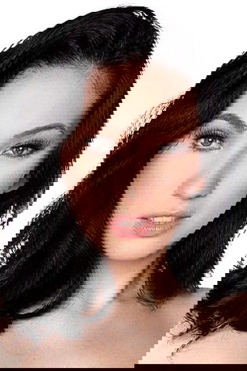 Aria Alexander as Chelsea