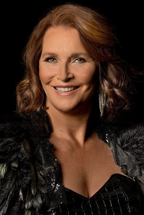 Maya Hakvoort profile photo