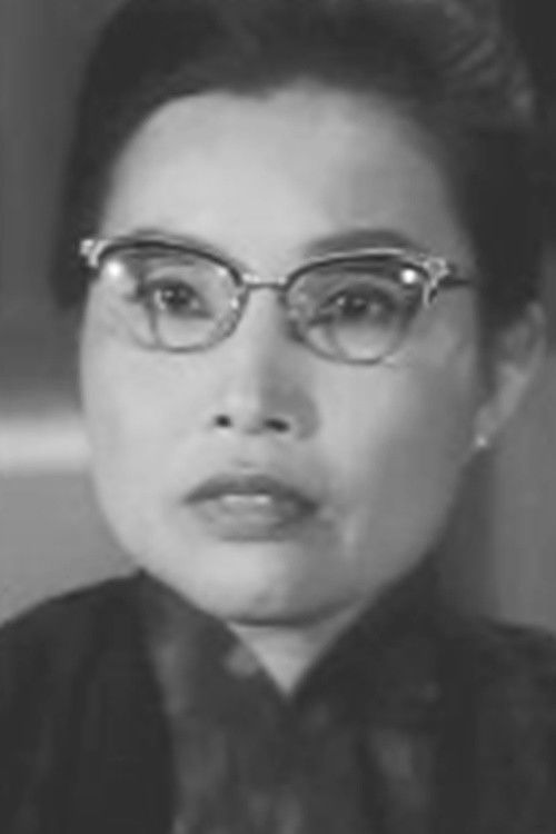 Gam Lau as Ah Tim's Mother