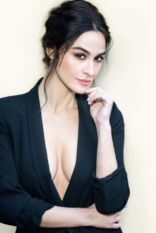 Pasqualina Sanna as Caterina