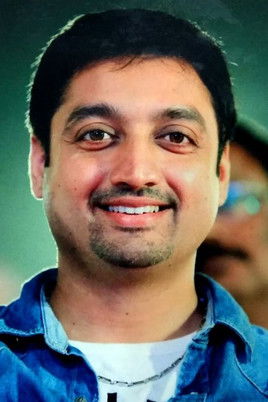 Sharath Das as Suresh Ramachandran