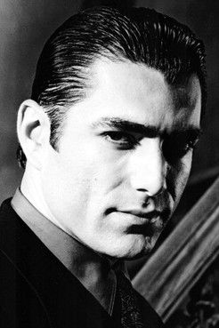 Mark Frankel as Antonio