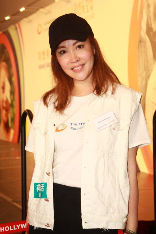 Au-Yeung Miu-Chi as Girl killed by Sam in accident