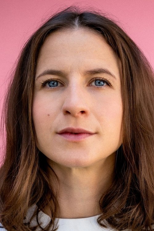 Jana Sophia Blessing as Marie