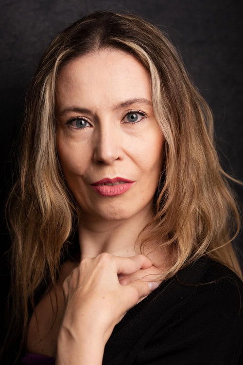 Laura Mancinelli as Marta's lover