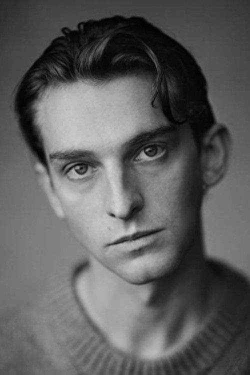 Louis Cunningham as Louis XVI