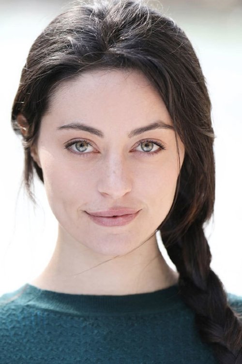 Tatjana Nardone as Beth
