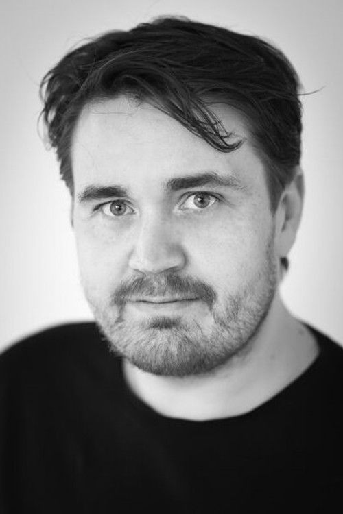 Amund Sigurdssønn Karlsen as Teen