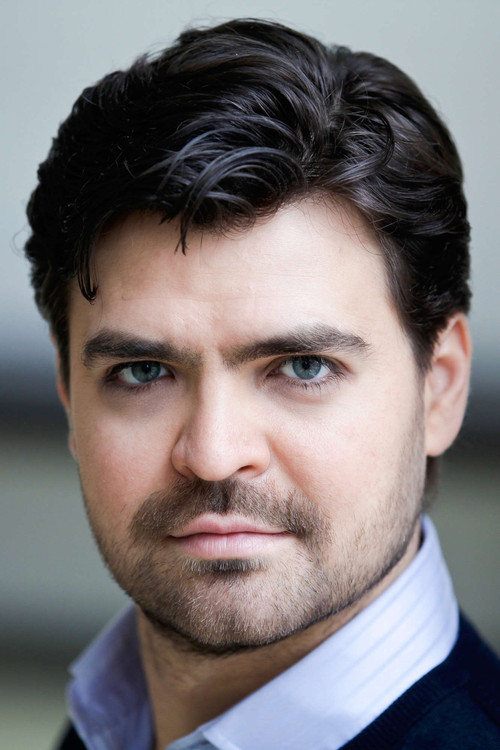 Viktor Rud as Mr. Astley