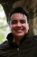 Giova García as Giovanni