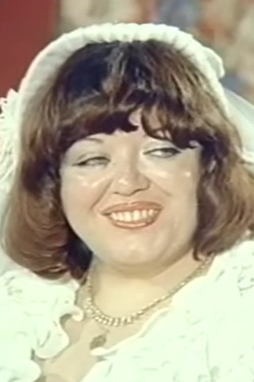 Itir Gürdemirel as Makbule'nin Kızı