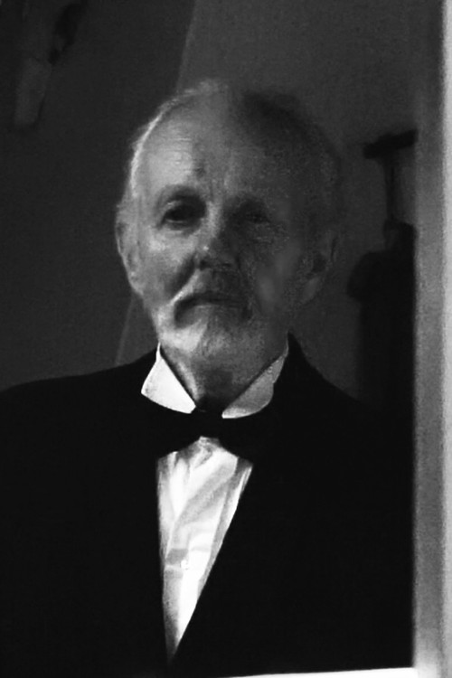 Christer Eriksson as Woman with dog