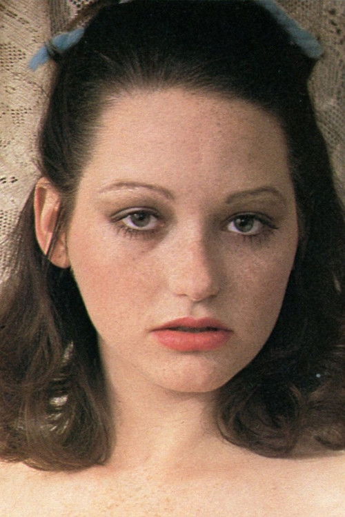 Jacqueline Lorians as Laura