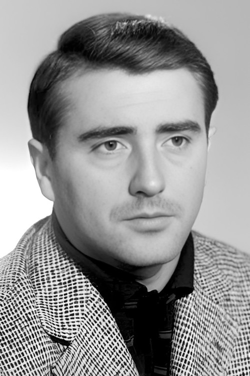 Bernard Noël as Dubourg