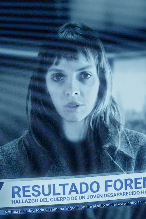 Manuela Roca as Julia