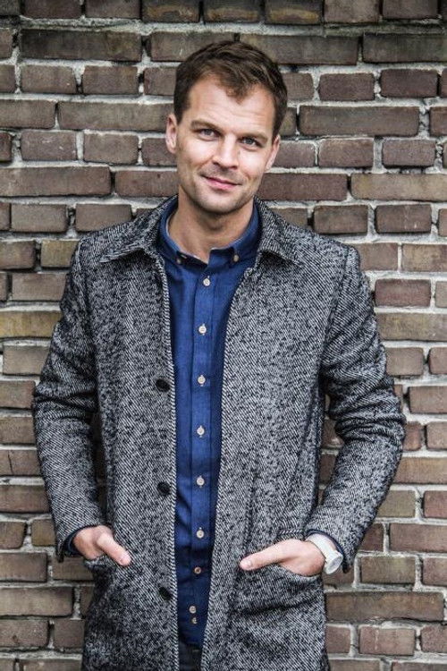 Daan Nieber as Self - Host