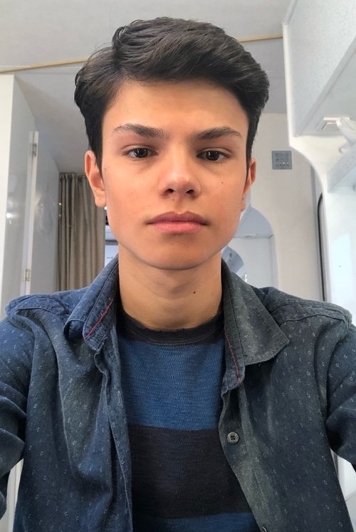 Yasin Yamanol as Küçük Kürsat