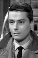 François Guérin as Doctor Jacques Vernon