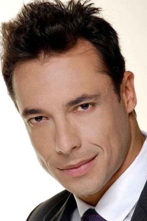 Carlos Dias as Homem