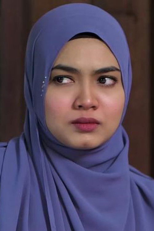 Wafariena Roslan as 
