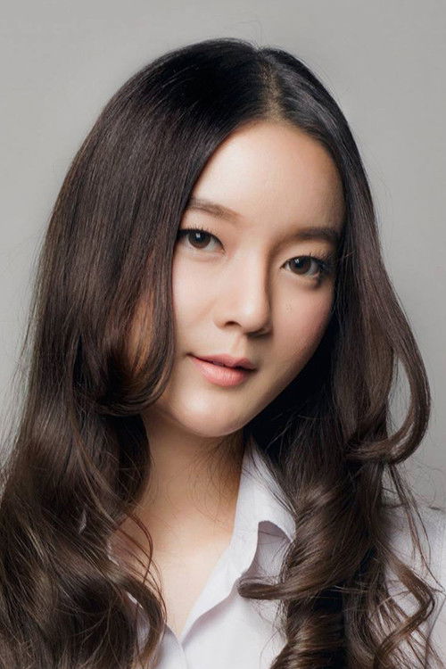 Waruntorn Paonil as Pueng