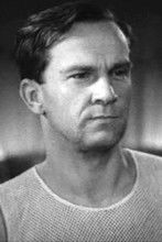 Boris Feodosyev as Worker