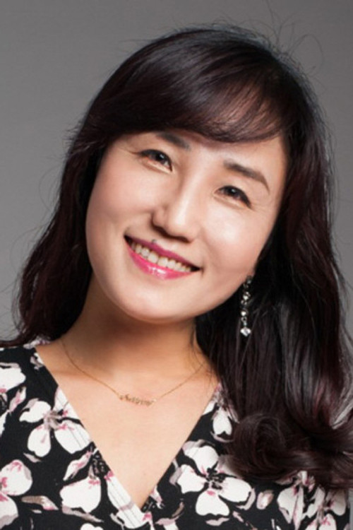 Jeon Sook-kyung as Winky (voice)