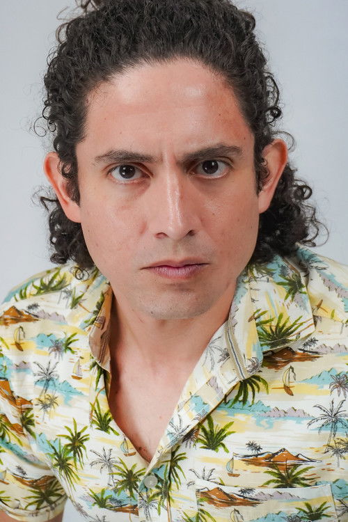 Aramis Gardea as Evaristo Joven