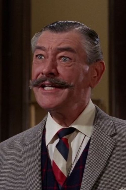 Maurice Dallimore as British Colonel