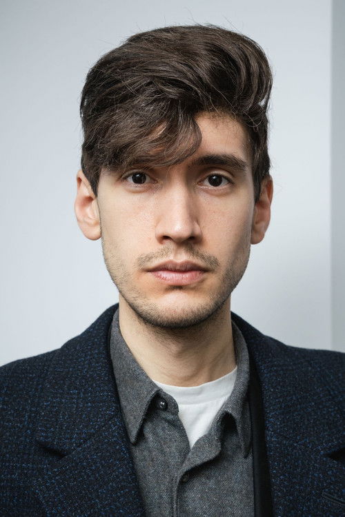 Ludovic Boukherma as Le journaliste