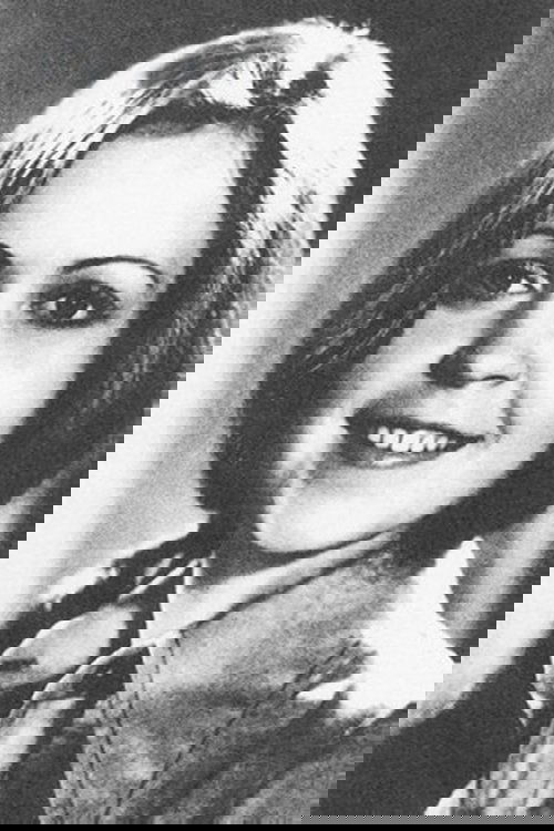 Nina Zotkina as Olya