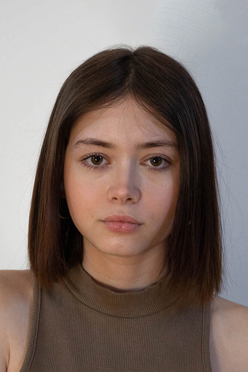 Isa Montalbán as Daniela